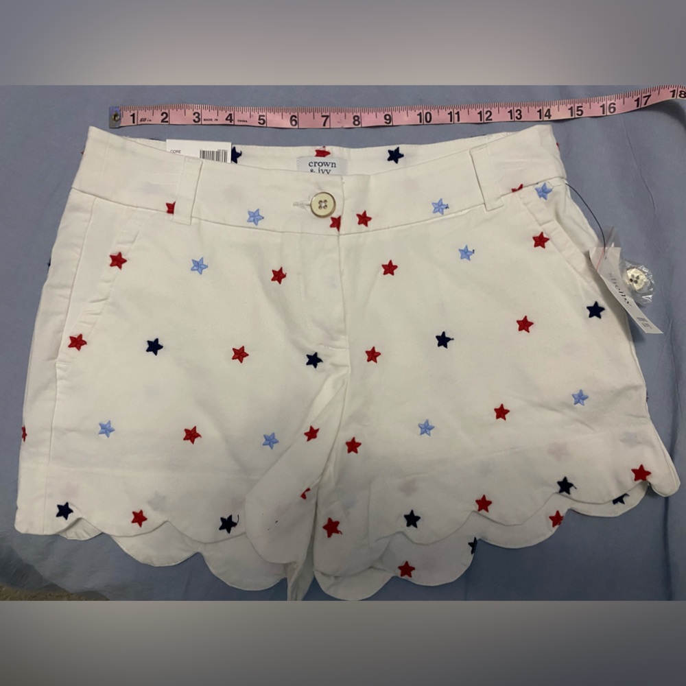 Crown and Ivy Shelby Short NWT